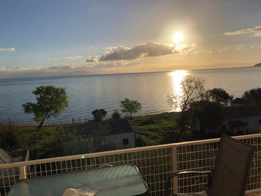 Sea View Apartment With Swimning Pool Μεσογγή Εξωτερικό φωτογραφία